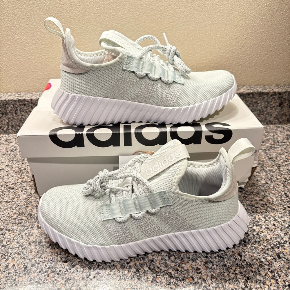 adidas Women’s Kaptir Flow Running Shoes Sz 6.5 Linen Green Crystal White IG1687